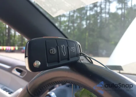 2016 Audi A3 2.0T Premium из США, поврежденный, VIN WAUY8LFF8G1002203